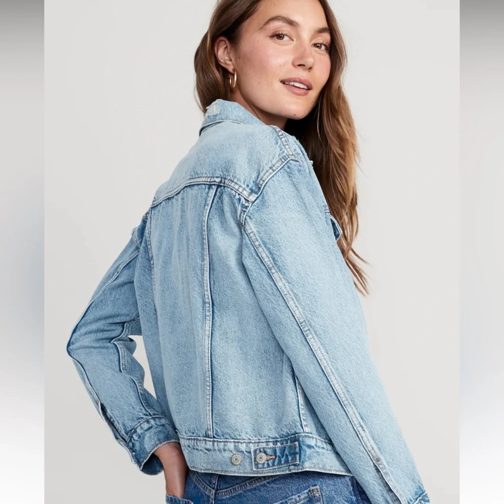 💙HOST PICK💙Old Navy Classic Jean Jacket - Picture 3 of 17